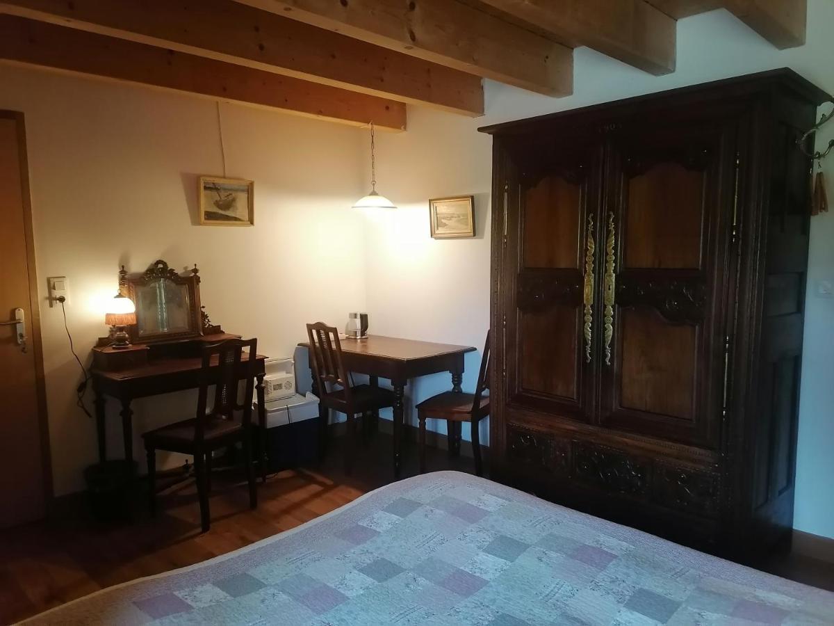 Frairie Du Divit Panzió Pontivy Kültér fotó